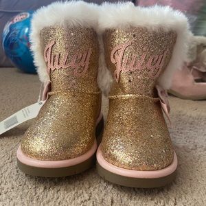 Juicy Couture Lil Wndsor Toddler Rose Gold Boots Size 9 NWT
